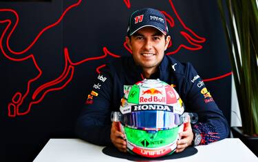 Sulla testa di Perez: il casco per il GP Messico