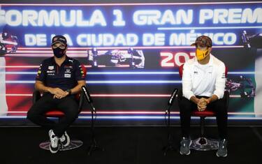 Ricciardo a Perez: "Non si cede vittoria in casa"