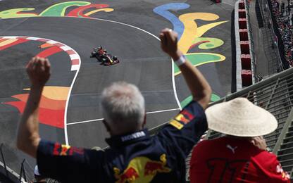 Verstappen-Hamilton, una bolgia per la super sfida