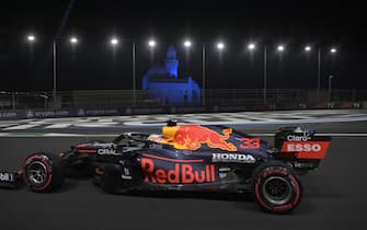 JEDDAH STREET CIRCUIT, SAUDI ARABIA - DECEMBER 04: Max Verstappen, Red Bull Racing RB16B during the Saudi Arabia GP  at Jeddah Street Circuit on Saturday December 04, 2021 in Jeddah, Saudi Arabia. (Photo by Mark Sutton / Sutton Images)