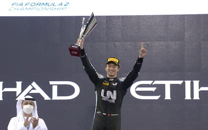 F2, Zhou vince la Sprint 2 ad Abu Dhabi