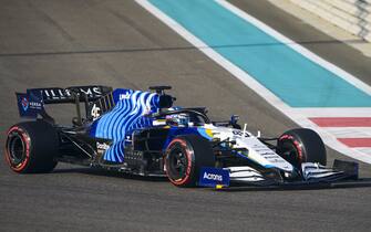 YAS MARINA CIRCUIT, UNITED ARAB EMIRATES - DECEMBER 14: Logan Sargeant, Williams FW43B during the Abu Dhabi November testing at Yas Marina Circuit on Tuesday December 14, 2021 in Abu Dhabi, United Arab Emirates. (Photo by Mark Sutton / Sutton Images)