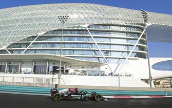 YAS MARINA CIRCUIT, UNITED ARAB EMIRATES - DECEMBER 15: George Russell, Mercedes W10 Mule during the Abu Dhabi November testing at Yas Marina Circuit on Wednesday December 15, 2021 in Abu Dhabi, United Arab Emirates. (Photo by Mark Sutton / Sutton Images)