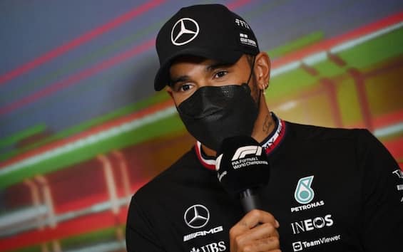 Hamilton tras los entrenamientos libres del GP de España de 2022: «Vamos por el buen camino»