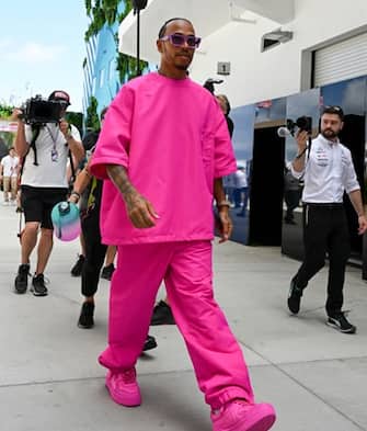 MIAMI GARDENS, FL - MAY 08: Mercedes-AMG Petronas driver Lewis Hamilton arrives in the paddock prior to the start of the Formula 1 CRYPTO.COM Miami Grand Prix on May 8, 2022 at Miami International Autodrome in Miami Gardens, FL. (Photo by Doug Murray/Icon Sportswire via Getty Images)