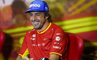 CIRCUIT DE BARCELONA-CATALUNYA, SPAIN - MAY 20: Fernando Alonso, Alpine F1 Team, in the Press Conference during the Spanish GP at Circuit de Barcelona-Catalunya on Friday May 20, 2022 in Barcelona, Spain. (Photo by LAT Images)