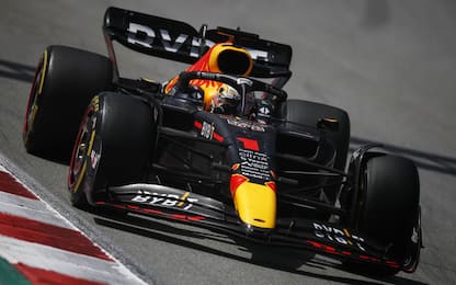 Verstappen vince in Spagna. Out Leclerc, Sainz 4°