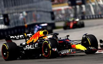 CIRCUIT GILLES-VILLENEUVE, CANADA - JUNE 19: Max Verstappen, Red Bull Racing RB18 during the Canadian GP at Circuit Gilles-Villeneuve on Sunday June 19, 2022 in Montreal, Canada. (Photo by Andy Hone / LAT Images)