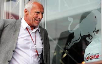epa03217105 Austrian Dietrich Mateschitz, team owner of Red Bull Racing, arrives in the paddock at the Circuit de Catalunya in Montmelo, near Barcelona, Spain, 13 May 2012, before the 2012 Formula One Grand Prix of Spain.  EPA/JAN WOITAS