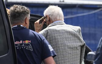 epa09321969 Red Bull CEO Dietrich Mateschitz arrives for the Formula One Grand Prix of Austria at the Red Bull Ring in Spielberg, Austria, 04 July 2021.  EPA/CHRISTIAN BRUNA