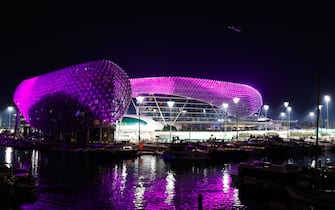 YAS MARINA CIRCUIT, UNITED ARAB EMIRATES - DECEMBER 11: A view of the hotel during the Abu Dhabi GP at Yas Marina Circuit on Saturday December 11, 2021 in Abu Dhabi, United Arab Emirates. (Photo by Andy Hone / LAT Images)