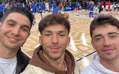 Leclerc, Ocon e Gasly in campo a Parigi per l'NBA