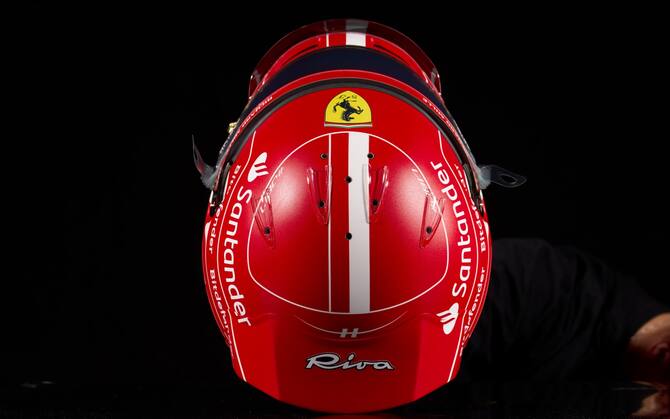 Mini casque Charles Leclerc 2024 signé – Édition officielle Mini casque Charles Leclerc 2024 signé – Édition officielle