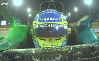 Alonso verde fluo: verniciato il casco! VIDEO