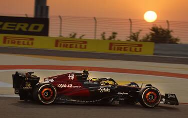 Zhou sorprende nel Day-2: Max 2°, Sainz 6°
