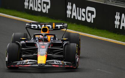 Verstappen vola nel Q1, Perez out: qualifiche LIVE