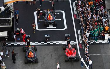 Perez vince la Sprint: Leclerc 2°, Verstappen 3°