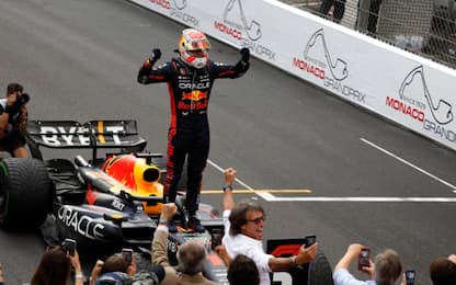 Verstappen domina a Monaco: Leclerc 6°, Sainz 8°