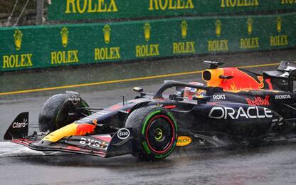 Verstappen domina a Monaco: Leclerc 6°, Sainz 8°