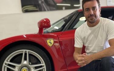 Alonso, la sua "Ferrari Enzo" è all'asta