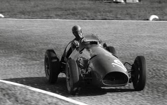 1952 Italian Grand PrixWorld Copyright: LAT Photographicref: 52/48 20A