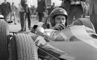 AUSTIN, TEXAS - SEPTEMBER 08: Jim Clark, Lotus 25 Climax during the 2019 Formula One United States Grand Prix at Autodromo Nazionale Monza, on September 08, 1963 in Austin, Texas, USA. (Photo by Rainer Schlegelmilch)