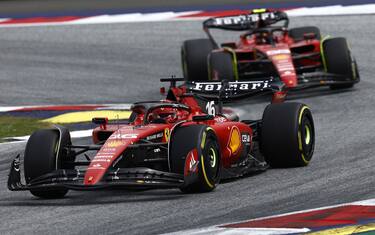 Giusta la strategia Ferrari con Leclerc e Sainz