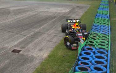 Perez subito a muro: prime libere LIVE