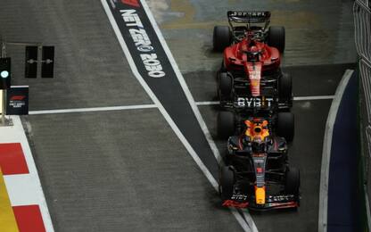 Verstappen torna Super Max, è lotta dietro di lui