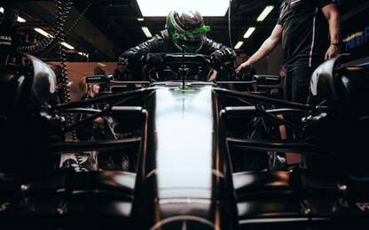 Abu Dhabi, tra box e pista: le FOTO dei test