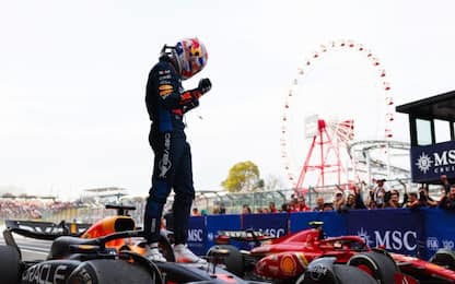 Verstappen vince a Suzuka: Sainz 3° e Leclerc 4°