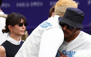 Hamilton a Parigi: l'abbraccio con Chamley-Watson