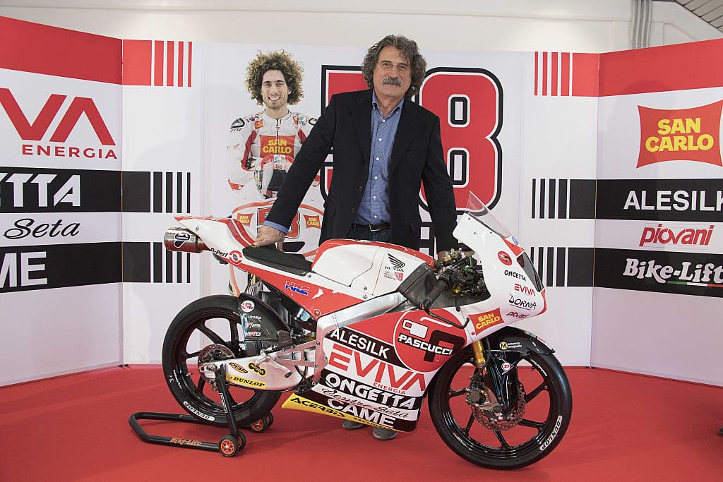 Marco Simoncelli: le FOTO più belle della sua carriera, a dieci anni ...