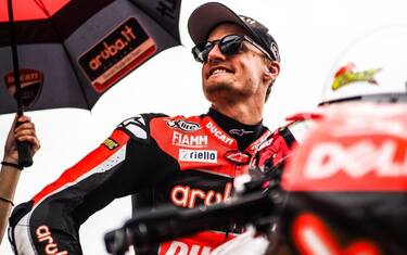SBK, Davies il più veloce nel giovedì del Qatar