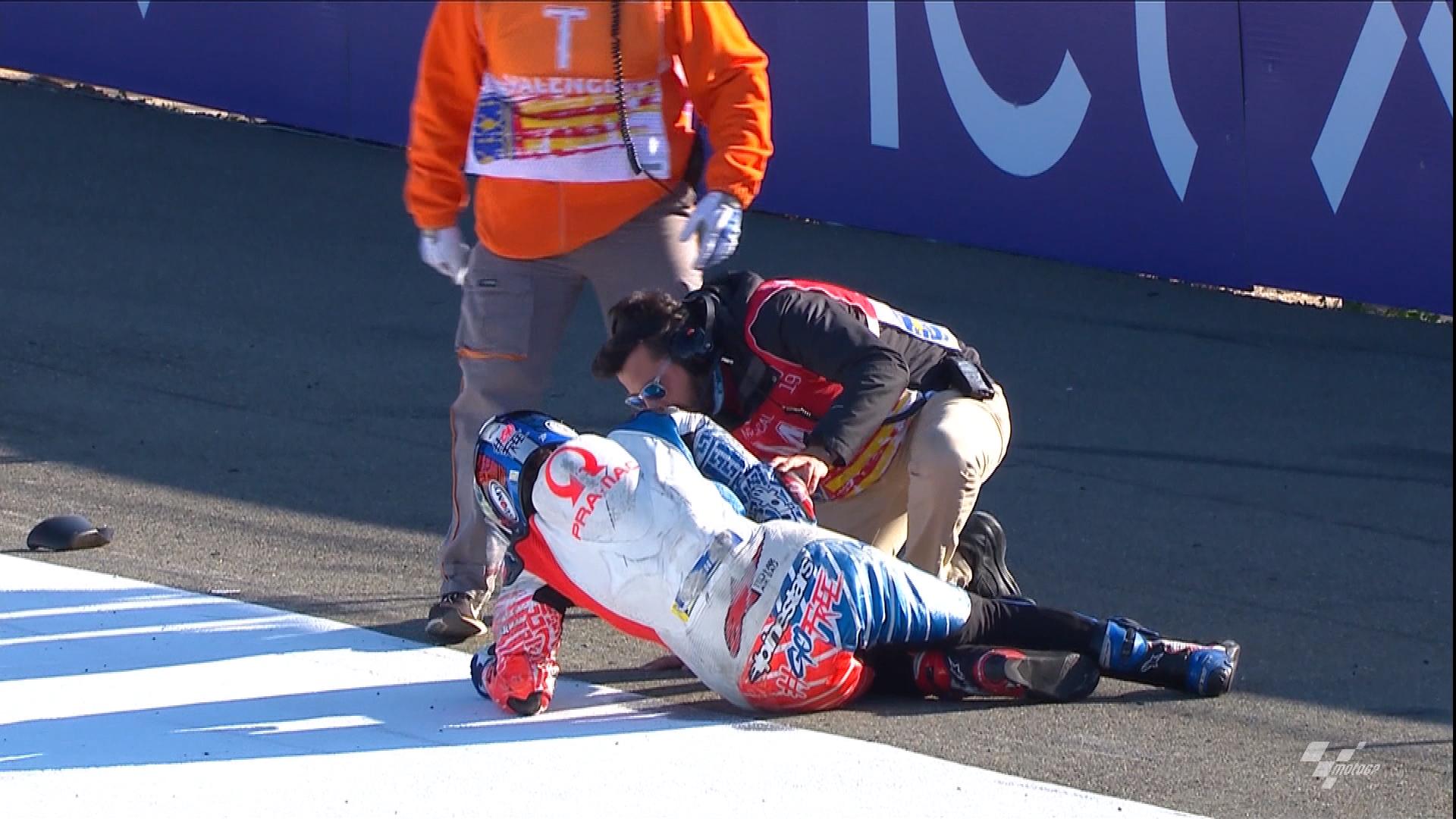 MotoGP, GP Valencia 2019 caduta di Bagnaia nelle Libere 3. VIDEO