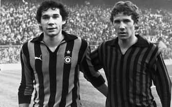 I fratelli Baresi, Franco (D) del Milan e Giuseppe dell'Inter, al termine del derby del 13 novembre 1978.
ANSA/ARCHIVIO