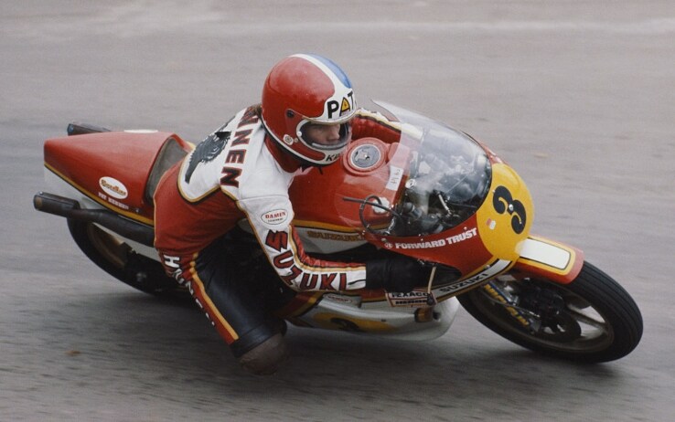 Pat Hennen sulla Heron-Suzuki RG500 al GP di Gran Bretagna Pat Hennen