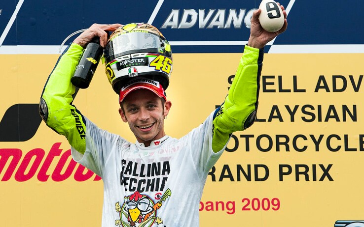 Maglia speciale per il titolo 2009: "Gallina vecchia fa buon brodo", e sul retro "brodo un cavolo..."