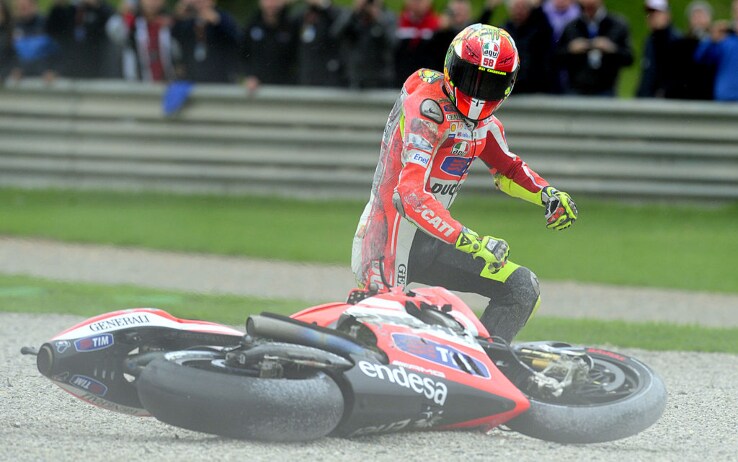 Valentino Rossi chiude così il suo primo Mondiale in Ducati nel 2011