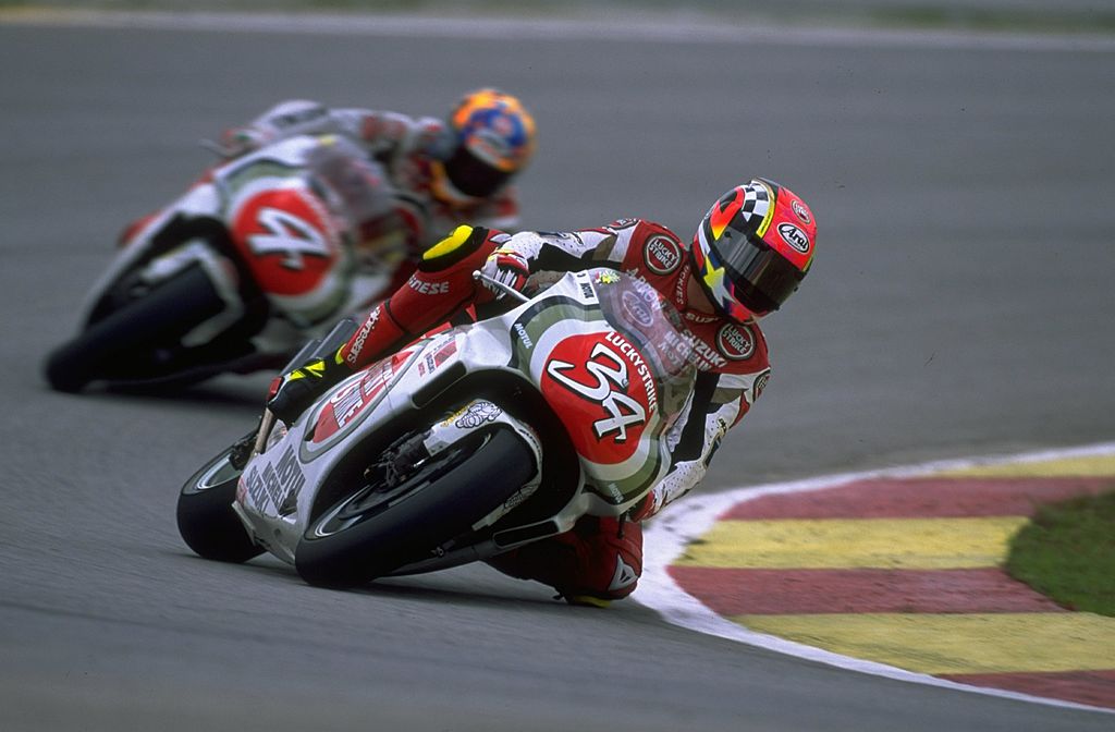 Kevin Schwantz in azione con il n.34, ritirato dopo il suo addio alle gare Kevin Schwantz