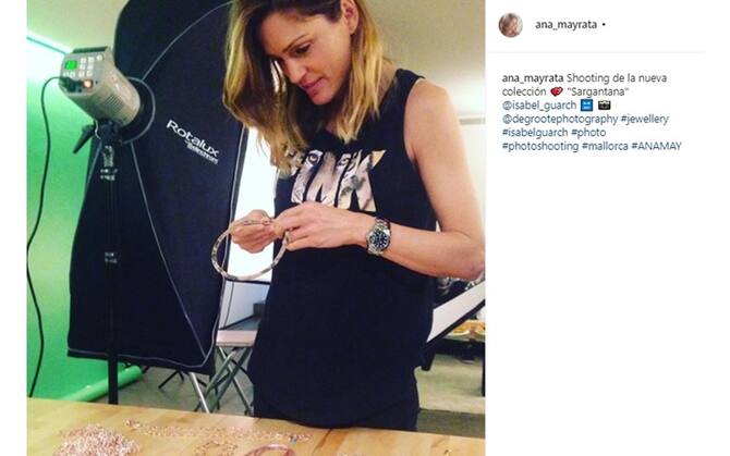 Mir Mamma Ana Mayrata E La Fidanzata Alejandra Lopez Garro Le Donne Del Campione Motogp Foto Sky Sport