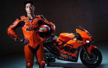 Tech3, svelata la KTM di Petrucci: tutta arancione