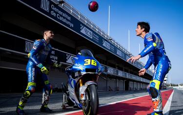 Bomber Mir, palleggi con Pedri al Montmeló. FOTO