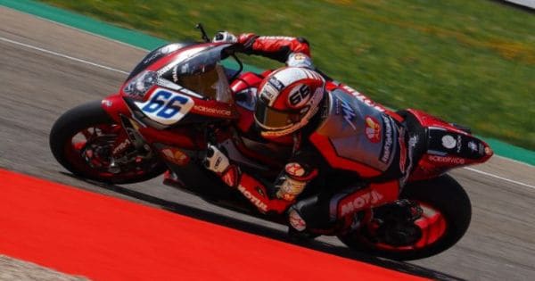 SBK 2021 en Aragón (España): Hazte cargo de los pedidos súper deportivos, 1er Oradry en 300