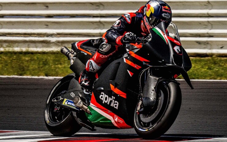 Dovizioso in pista con l'Aprilia nei test di Misano