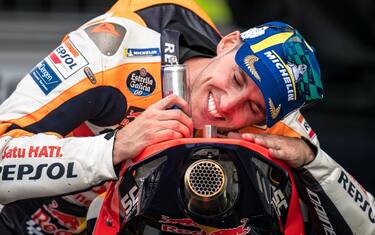 Super Espargaró, c'è Pol in pole. 2° Bagnaia