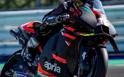 Vinales debutta in sella all'Aprilia: fotoracconto