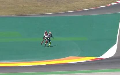 Piloti a terra: van der Mark, spintone a Locatelli