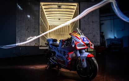 Azzurro Ducati: la moto del team Gresini. FOTO