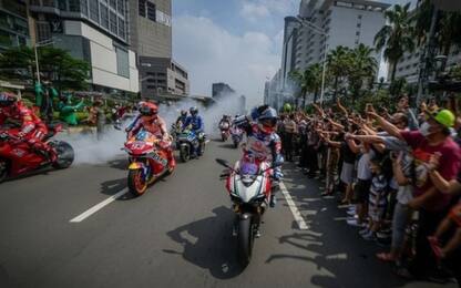 MotoGP parade: sfilata presidenziale dei piloti